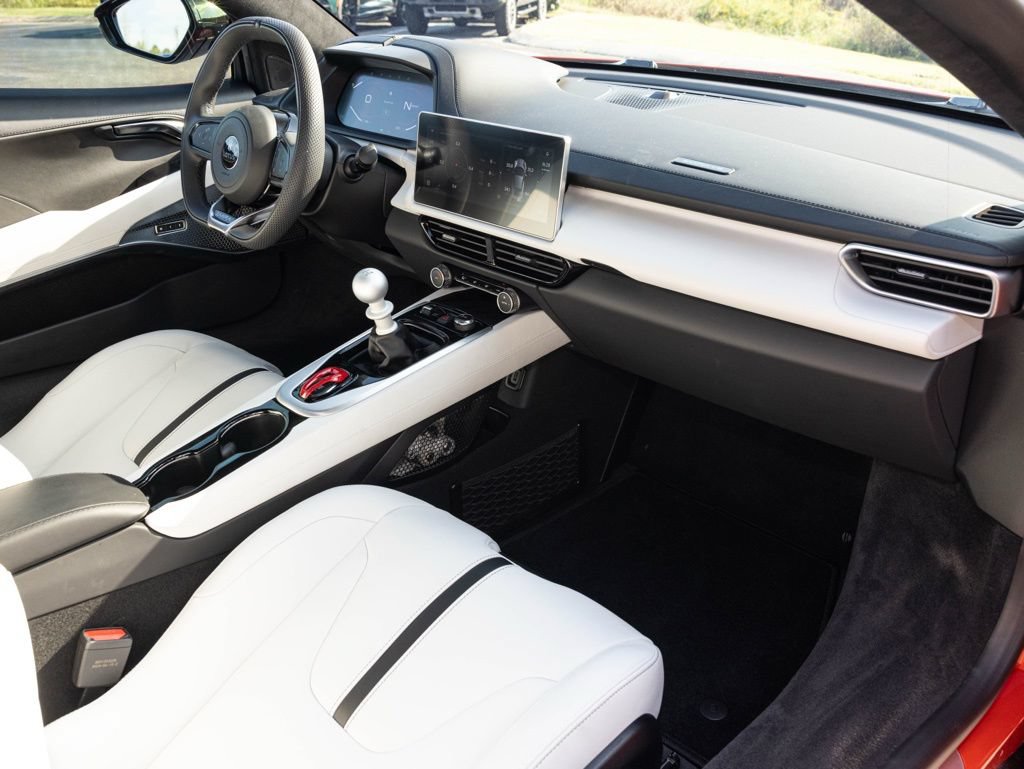 Used 2025 Lotus Emira RWD image 49