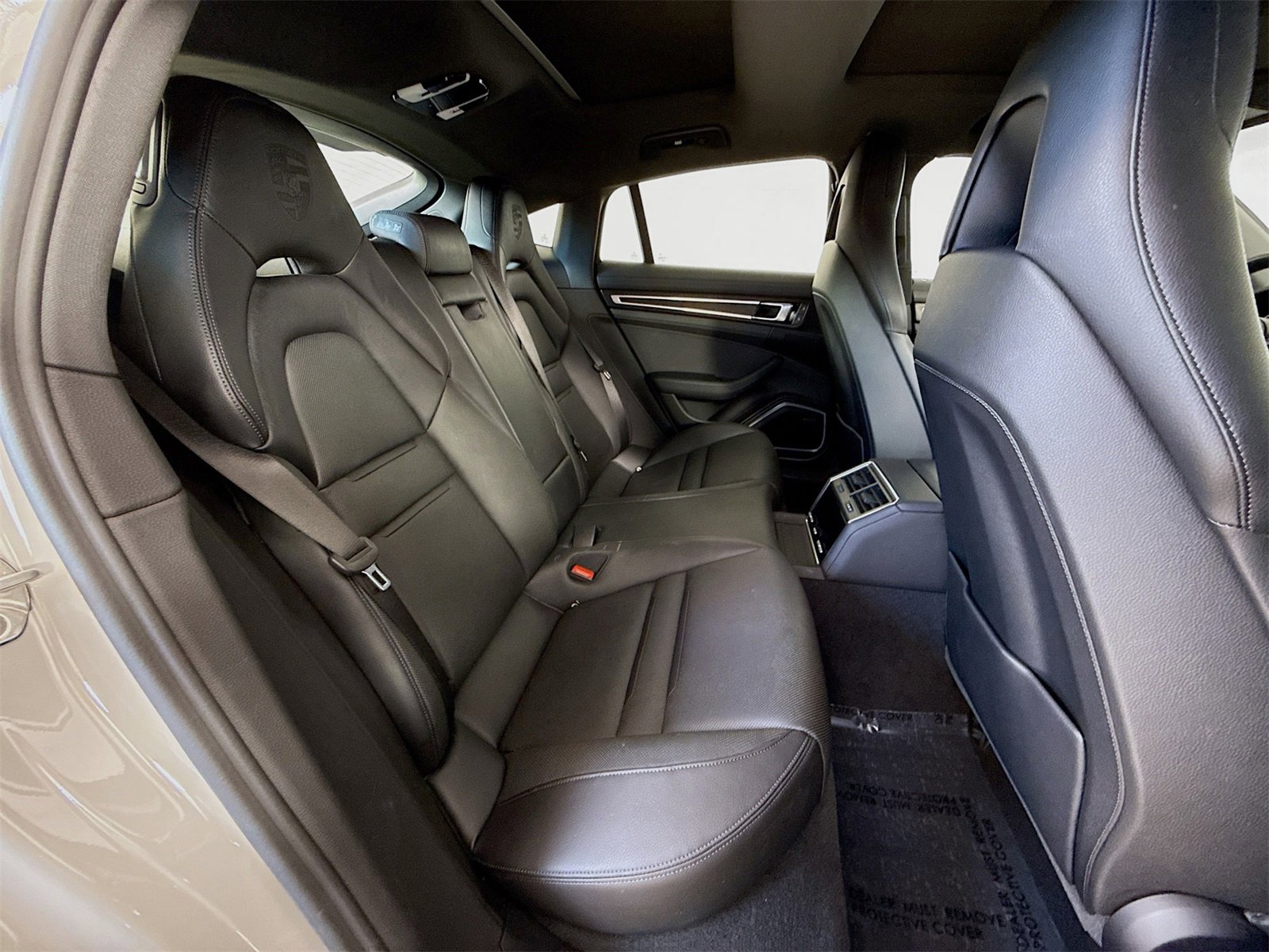 Used 2022 Porsche Panamera Platinum Edition image 21