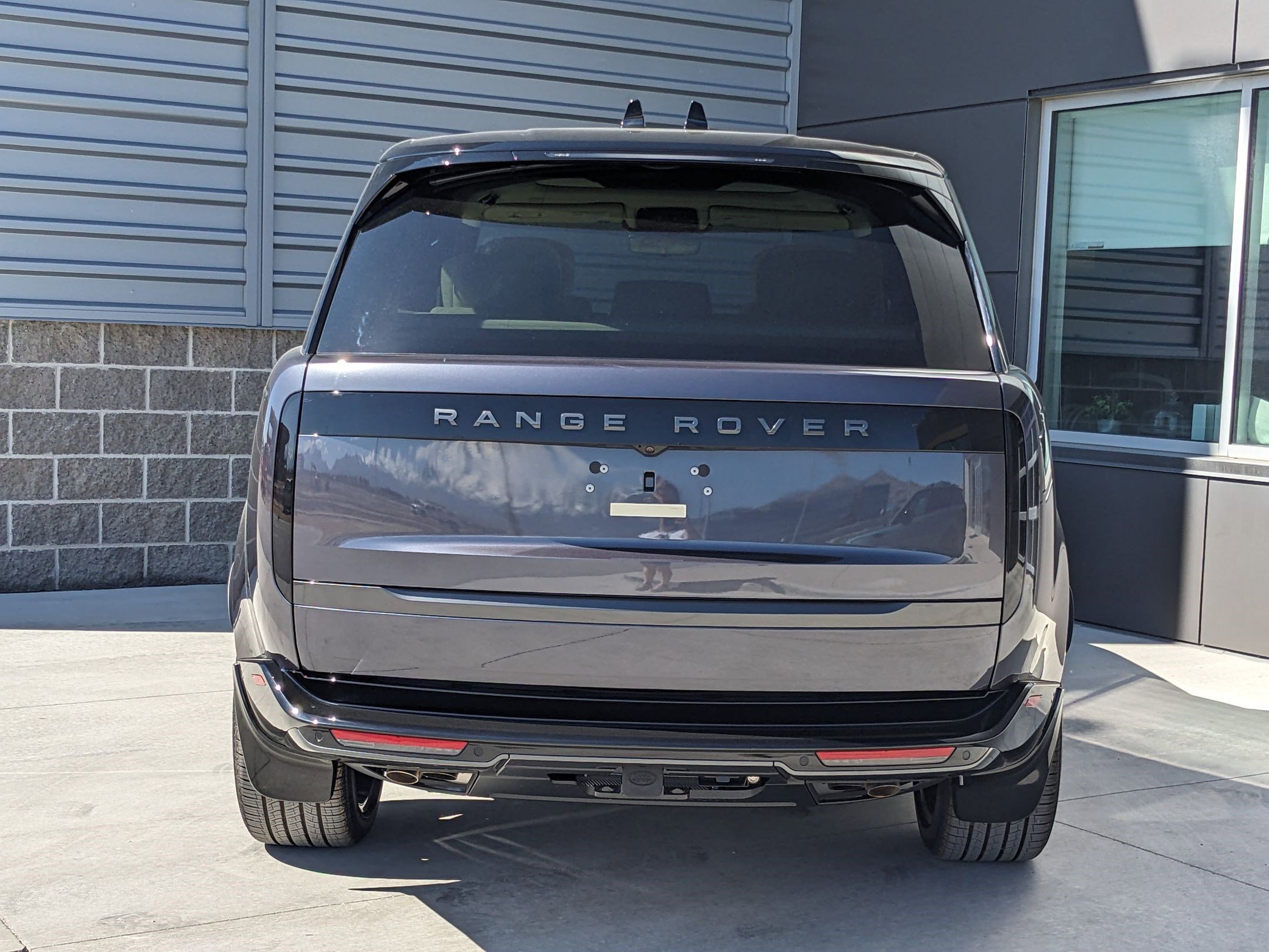 New 2025 Land Rover Range Rover Autobiography image 7