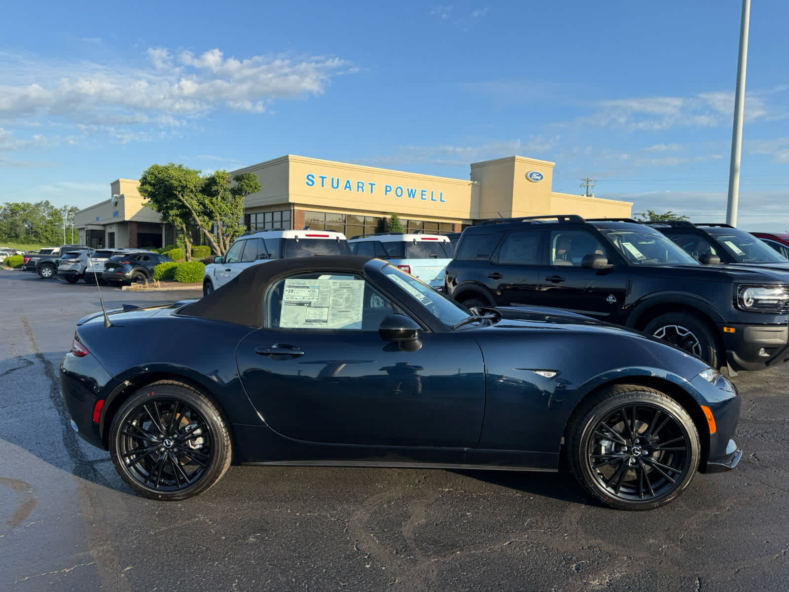 New 2026 MAZDA MX-5 Miata Club w/ Weather Package RWD image 15