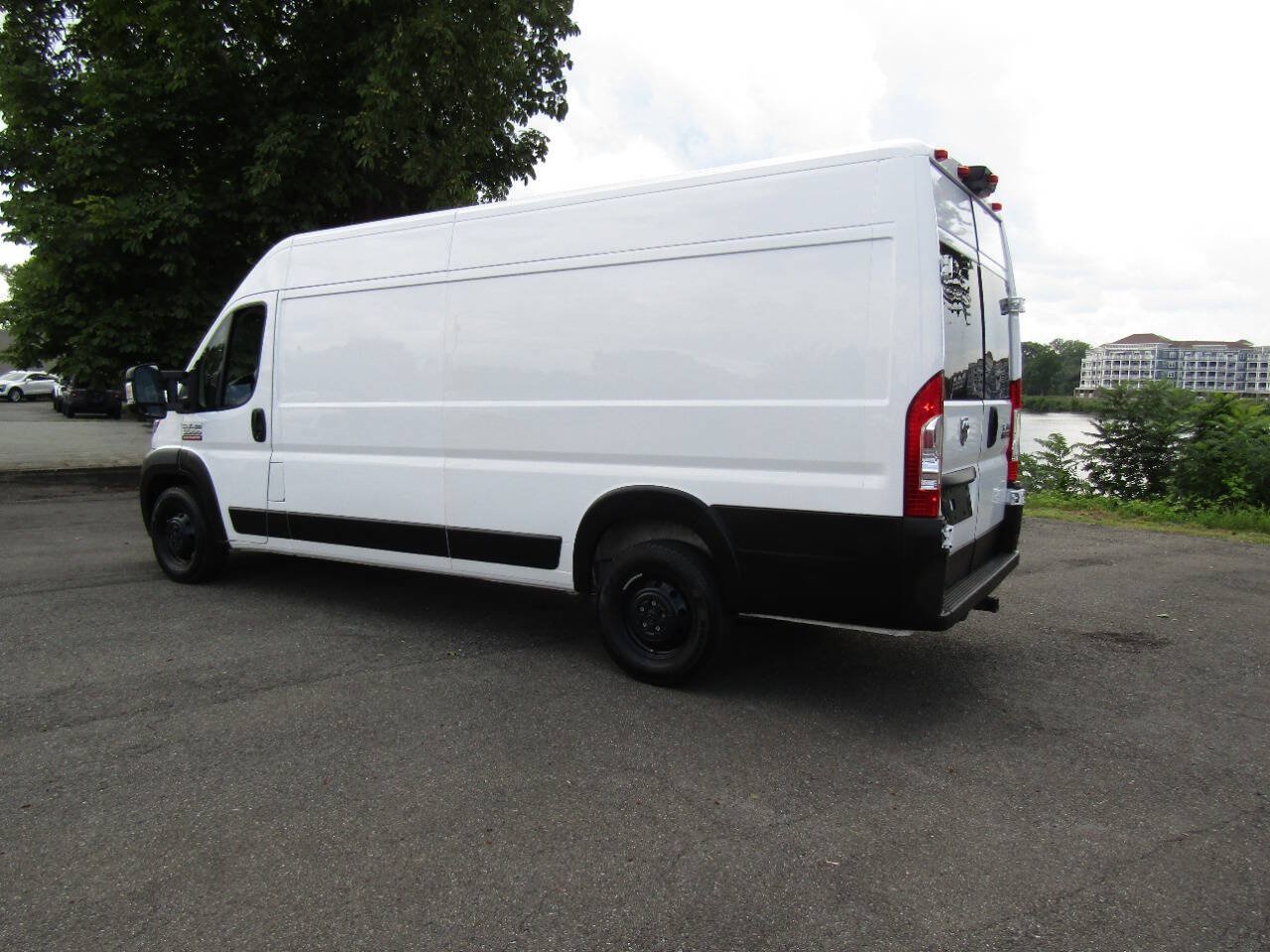Used 2021 RAM ProMaster 3500 w/ Convenience Group FWD image 5