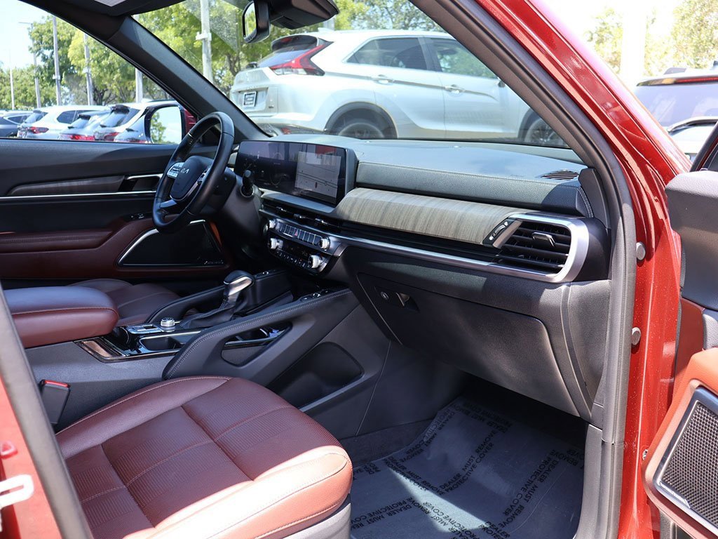 Used 2024 Kia Telluride SX image 31