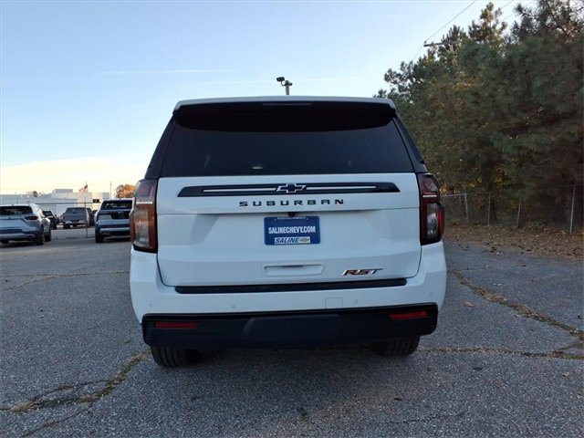 Certified 2023 Chevrolet Suburban RST w/ Luxury Package image 6