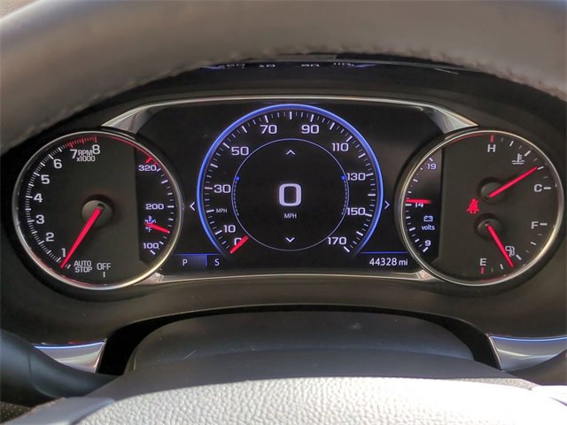 Used 2023 Chevrolet Traverse Premier image 34