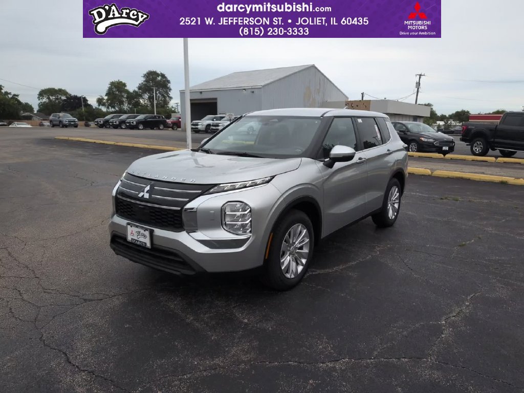 New 2026 Mitsubishi Outlander ES AWD/4WD image 1
