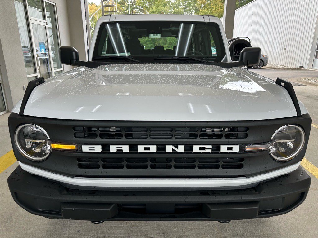 New 2025 Ford Bronco 4-Door AWD/4WD image 7