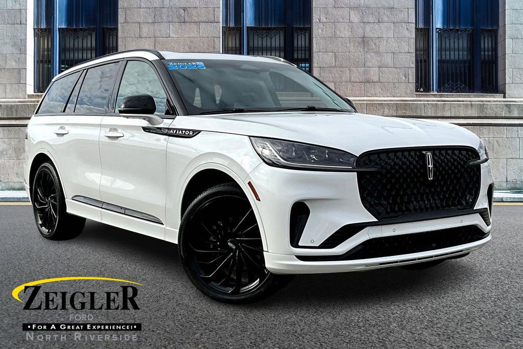 Used 2025 Lincoln Aviator Reserve w/ Jet Appearance Package