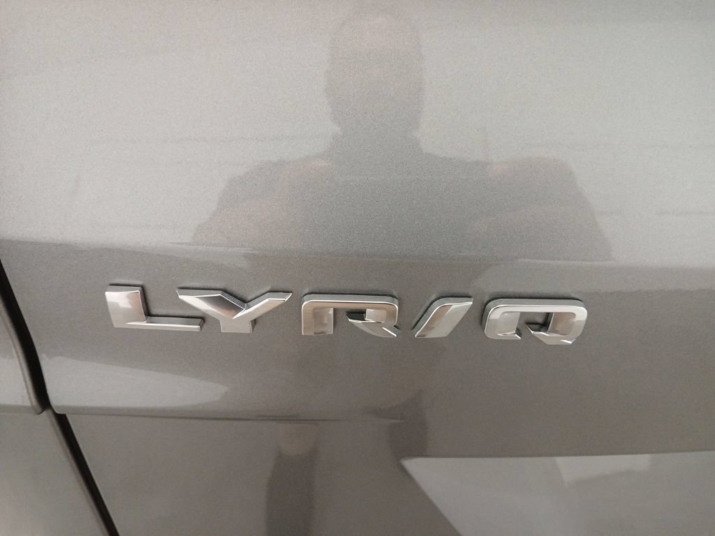 Used 2024 Cadillac Lyriq Luxury AWD/4WD image 26