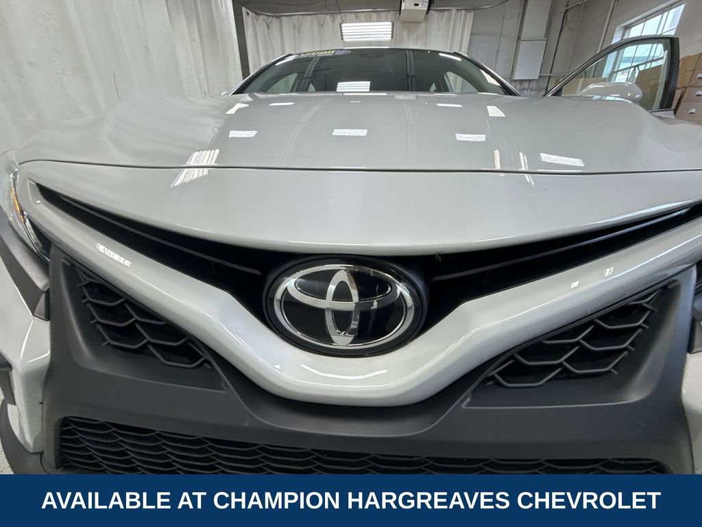 Used 2023 Toyota Camry SE w/ Convenience Package AWD/4WD image 39