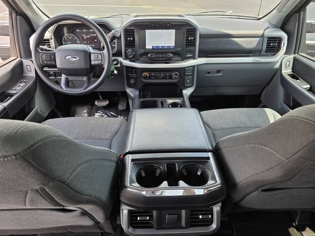 Used 2021 Ford F150 XLT w/ Trailer Tow Package RWD image 8