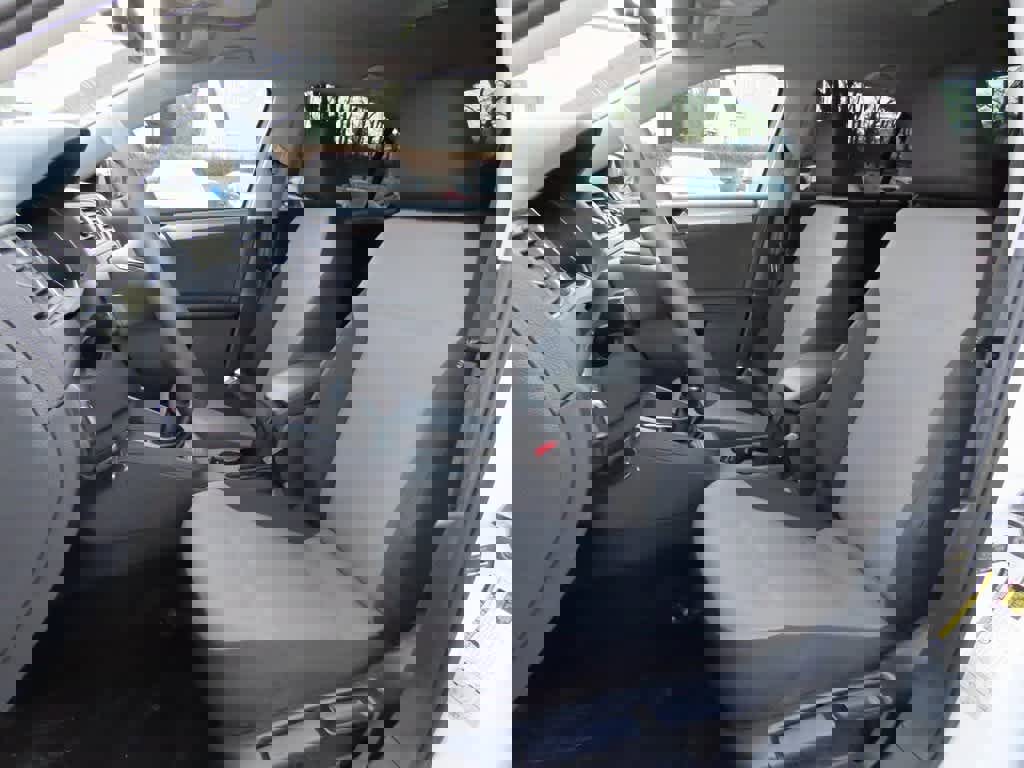 Used 2018 Volkswagen Jetta S w/ Cold Weather Package image 11