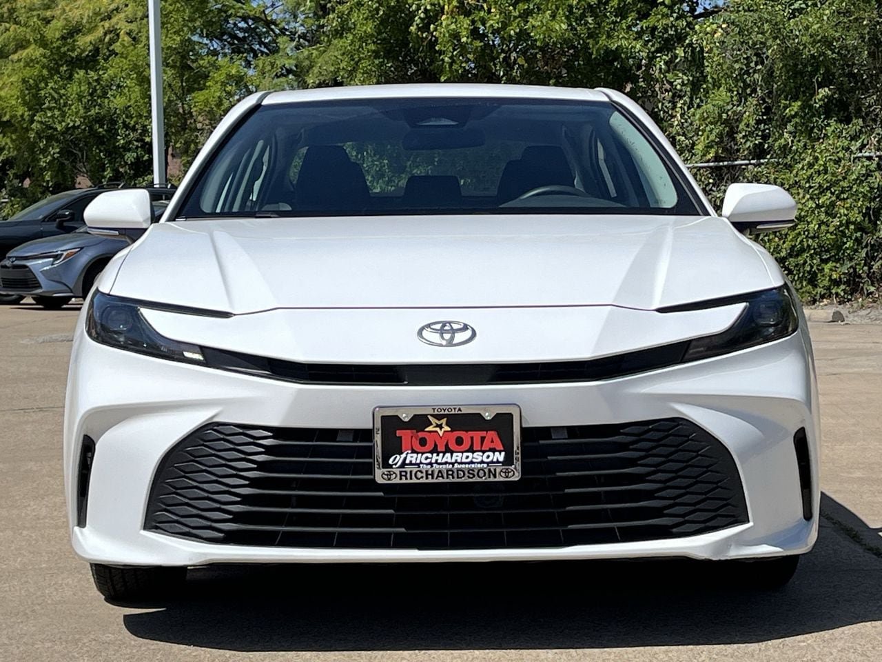 Used 2025 Toyota Camry LE FWD image 7