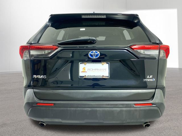 Used 2021 Toyota RAV4 LE image 31