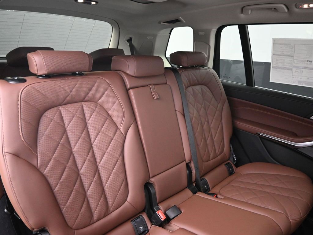 New 2026 BMW X7 xDrive40i image 26