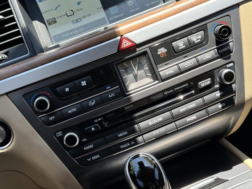 Used 2015 Hyundai Genesis 5.0 image 30