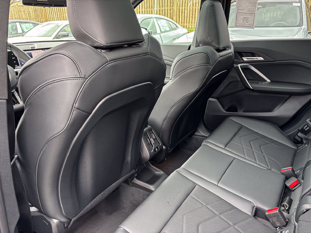 New 2026 BMW X1 xDrive28i w/ M Sport Package AWD/4WD image 26