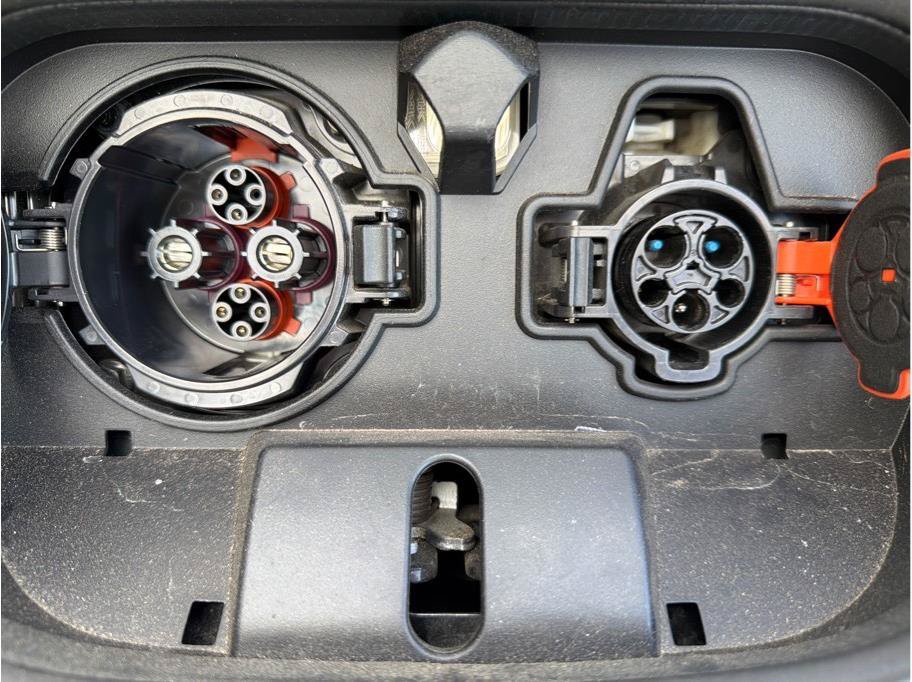 Used 2024 Nissan Leaf S FWD image 28