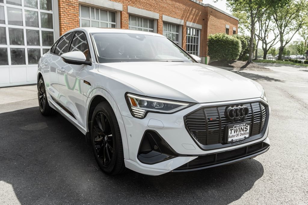 Used 2021 Audi e-tron Premium Plus w/ Premium Plus Package AWD/4WD image 6