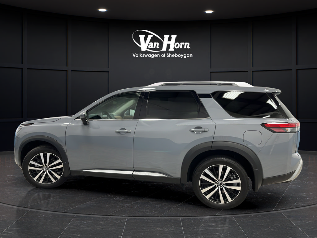 Used 2025 Nissan Pathfinder Platinum AWD/4WD image 4