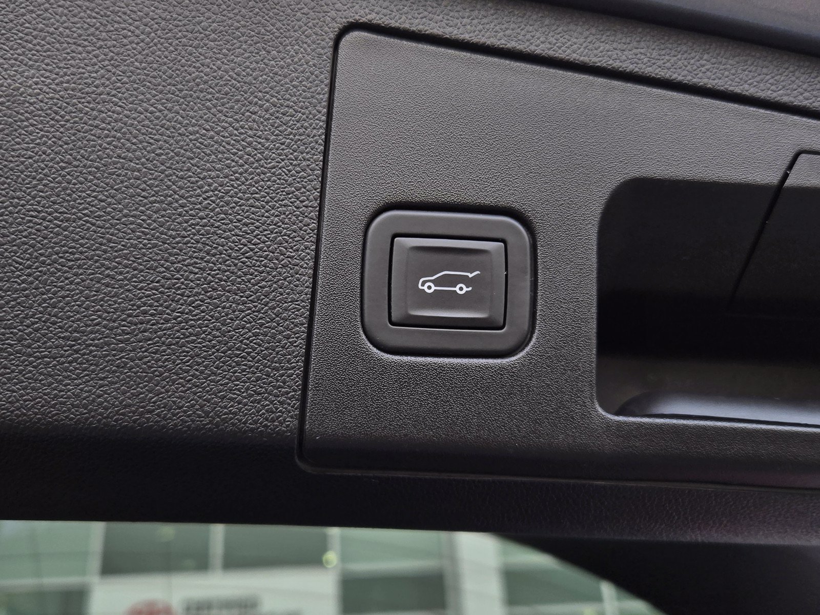 Used 2025 Cadillac XT4 Premium Luxury AWD/4WD image 26
