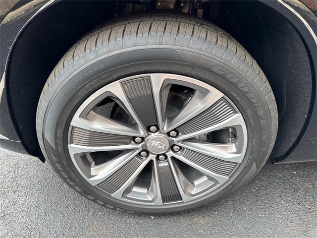 New 2026 Cadillac Vistiq Luxury w/ LPO, Floor Liner Package image 11