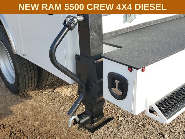 New 2025 RAM 5500 Tradesman AWD/4WD image 26