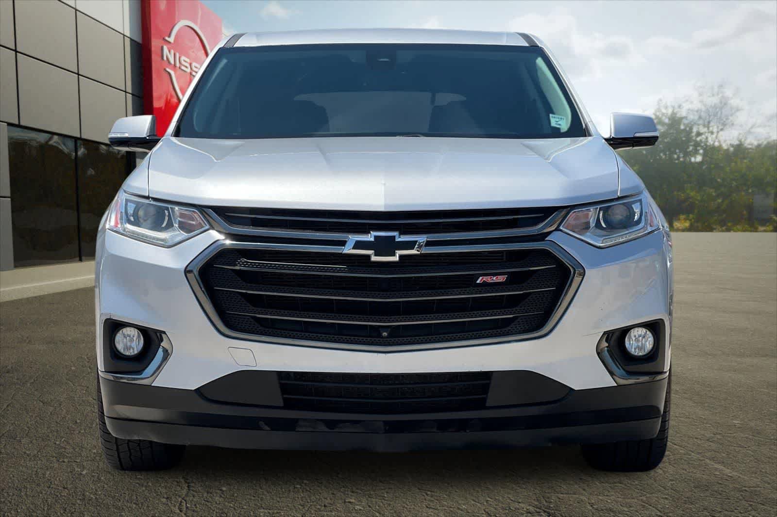 Used 2020 Chevrolet Traverse RS FWD image 11