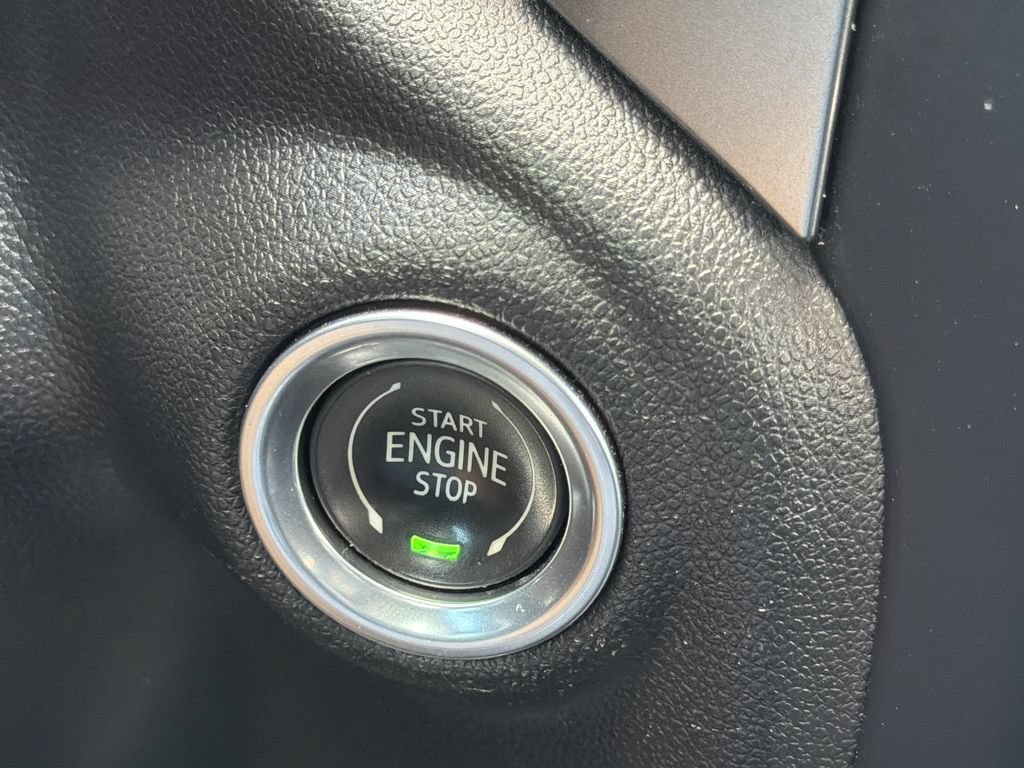 Used 2020 Chevrolet Silverado 1500 RST w/ All-Star Edition AWD/4WD image 9