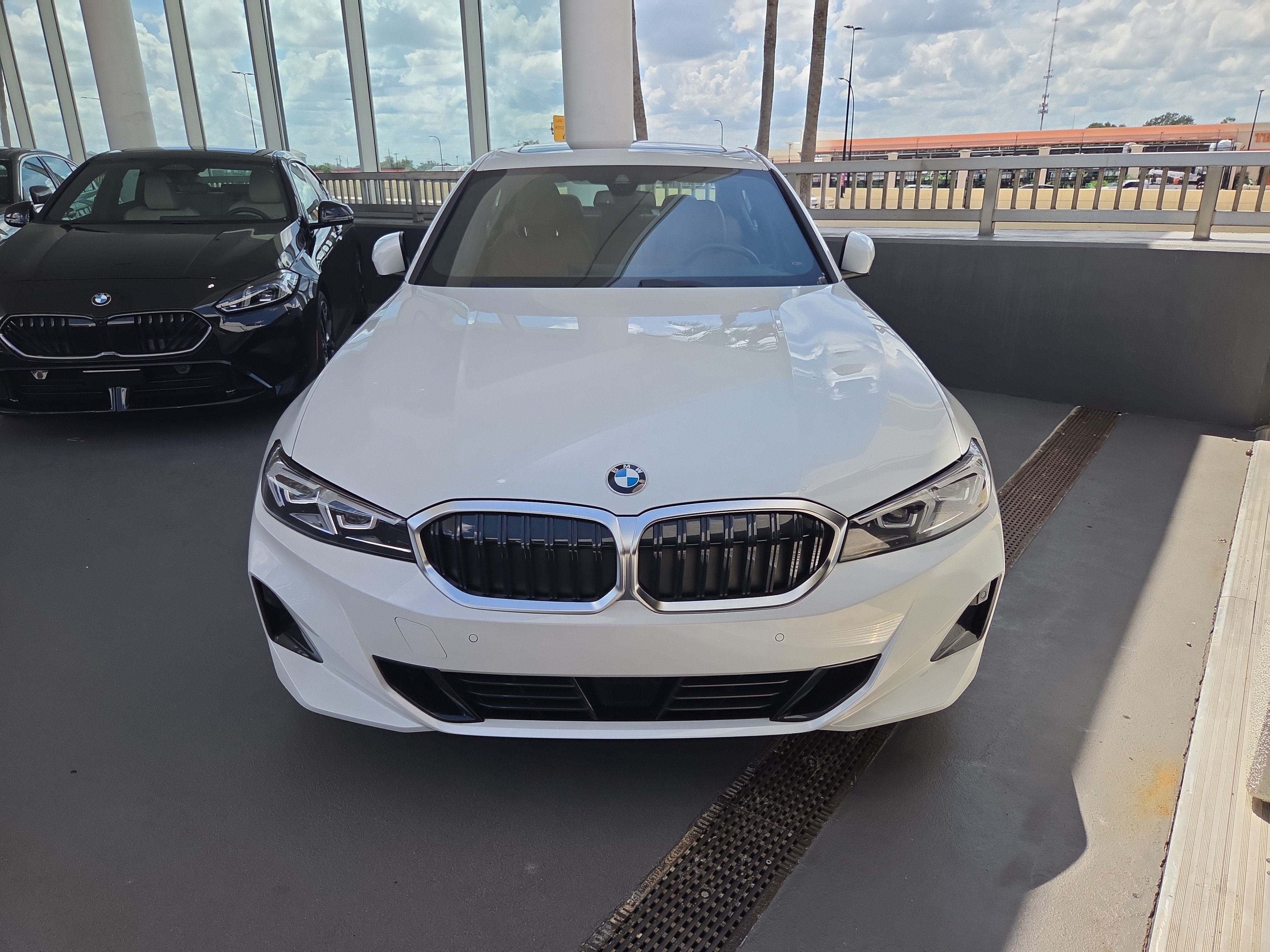 Certified 2026 BMW 330i Sedan w/ Convenience Package RWD image 2
