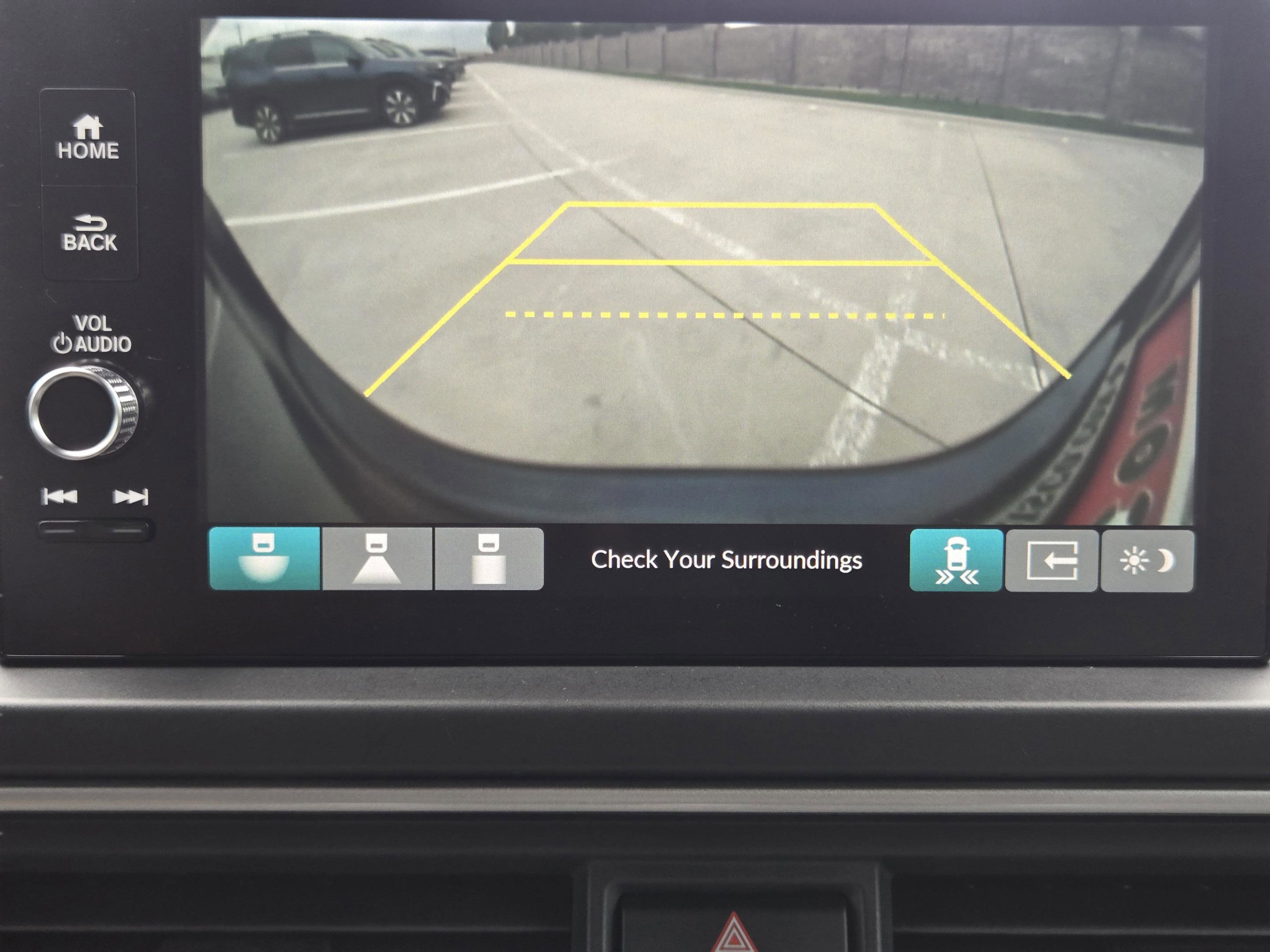 Certified 2024 Honda Pilot Touring image 14