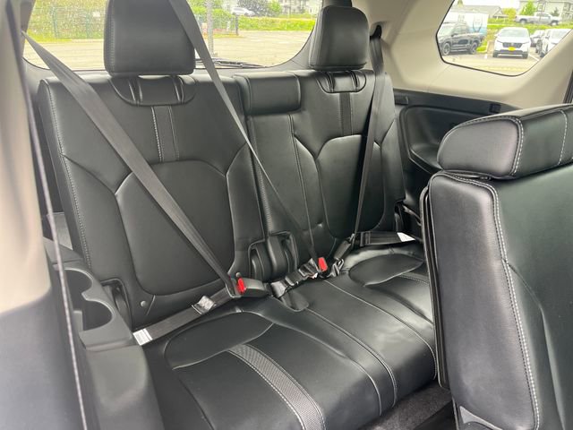 Used 2025 Honda Pilot EX-L image 16