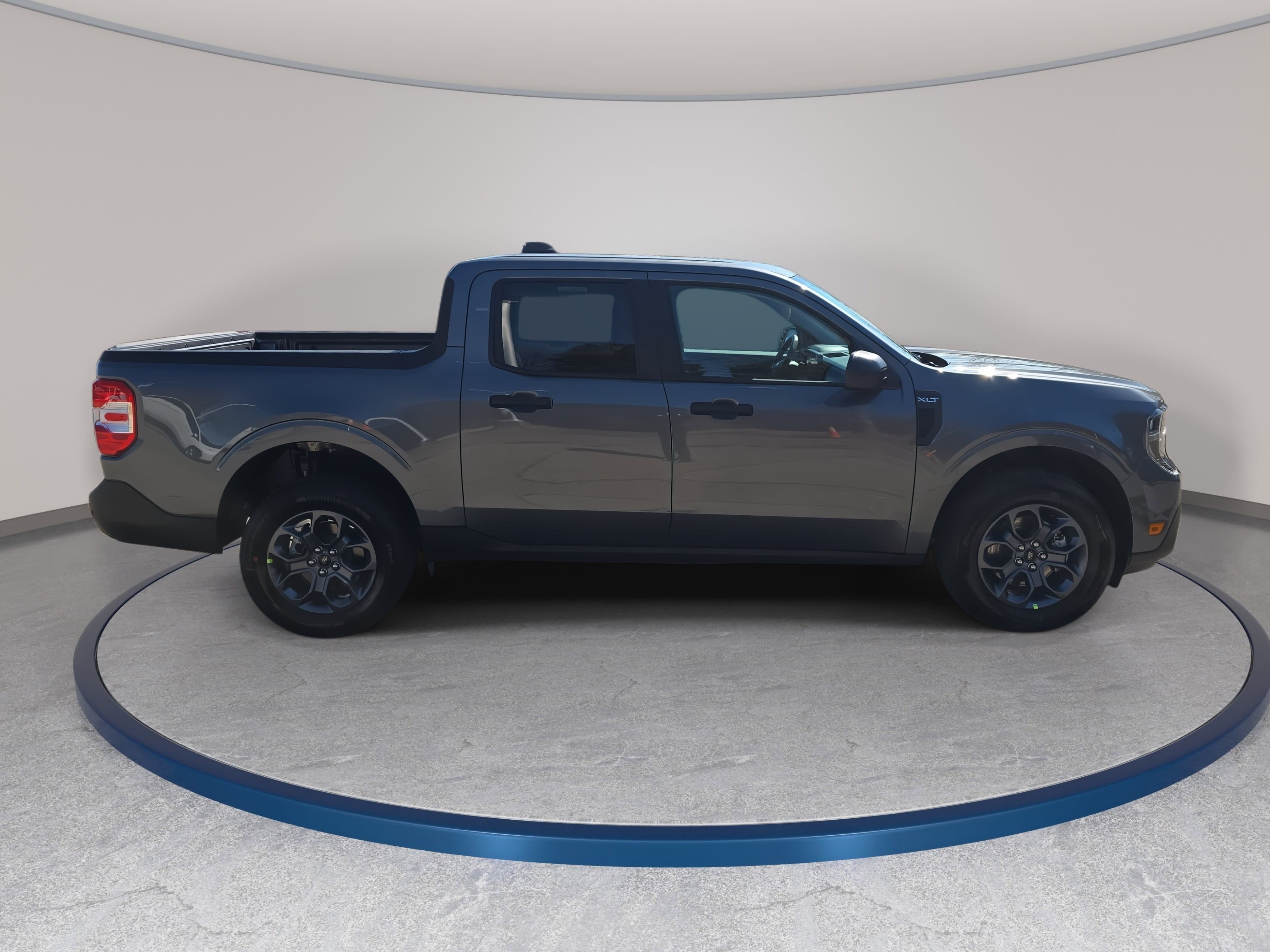 New 2026 Ford Maverick XLT image 4