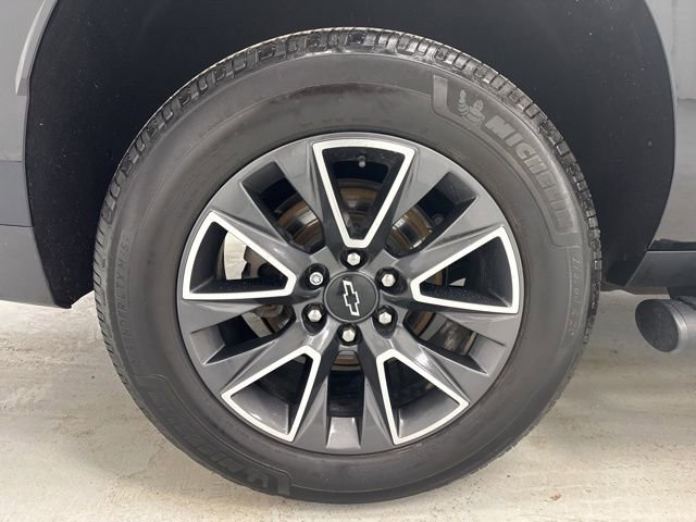 Used 2021 Chevrolet Suburban Z71 w/ Rear Media and Nav Package image 39
