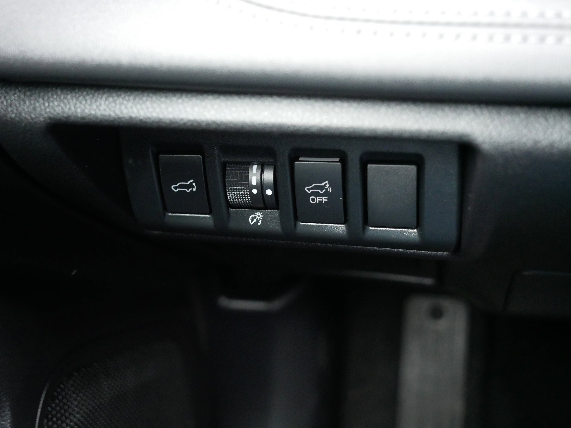 Used 2024 Subaru Outback Touring w/ Popular Package #2 image 26