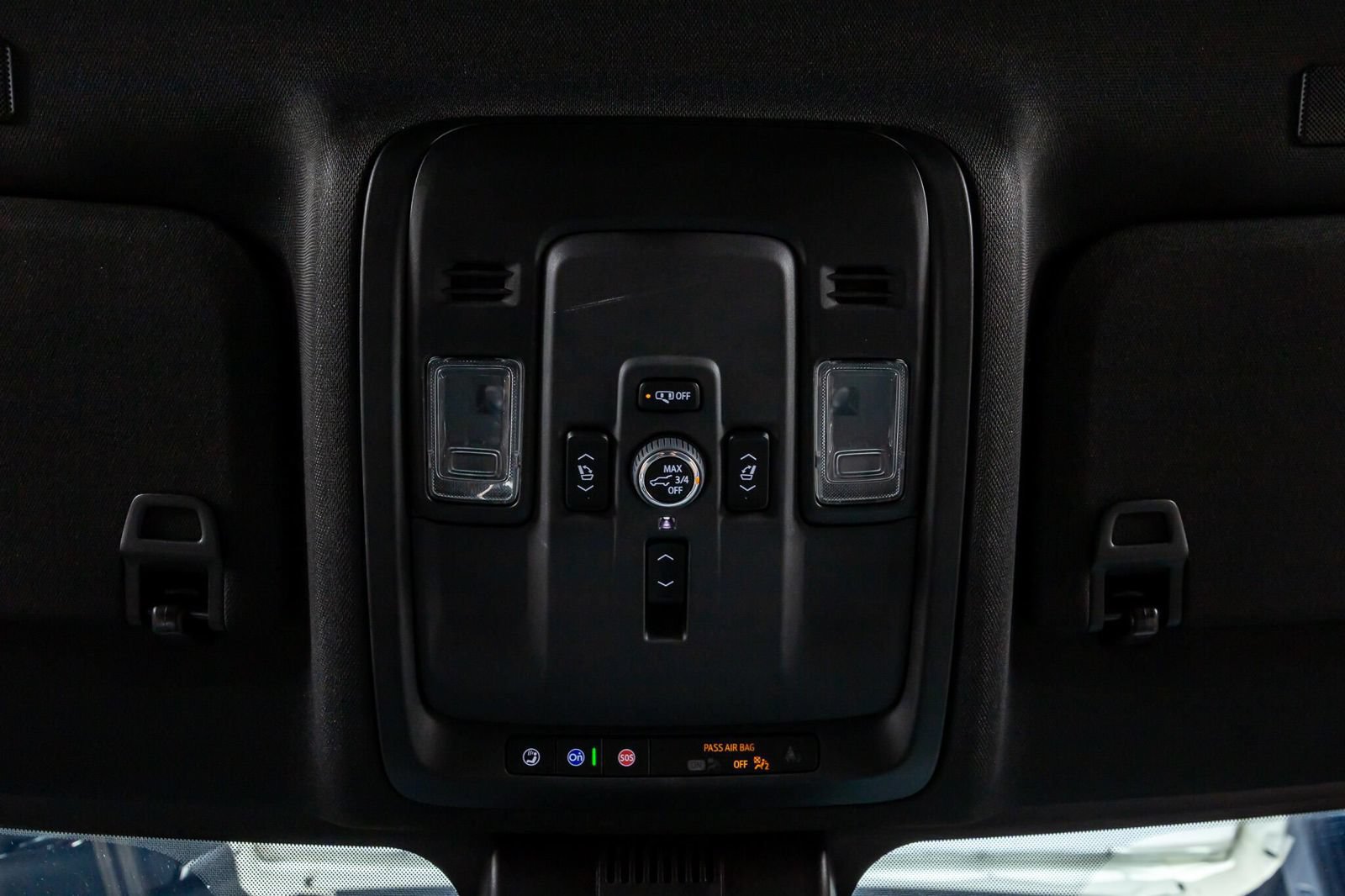 Used 2025 GMC Yukon XL Elevation AWD/4WD image 27