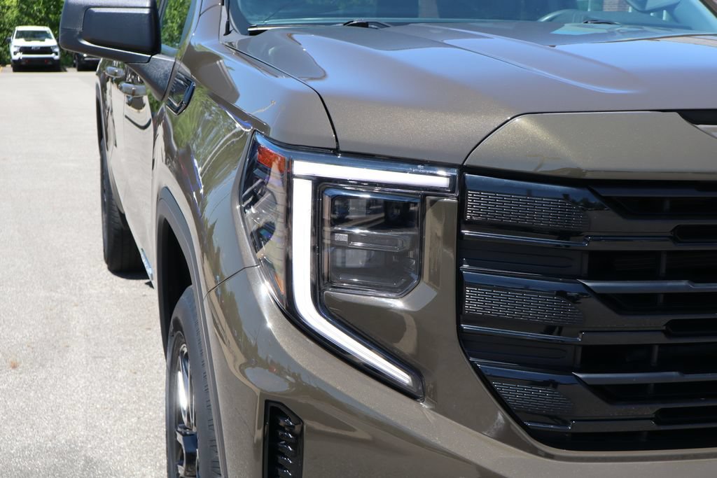 Used 2024 GMC Sierra 1500 Elevation AWD/4WD image 5