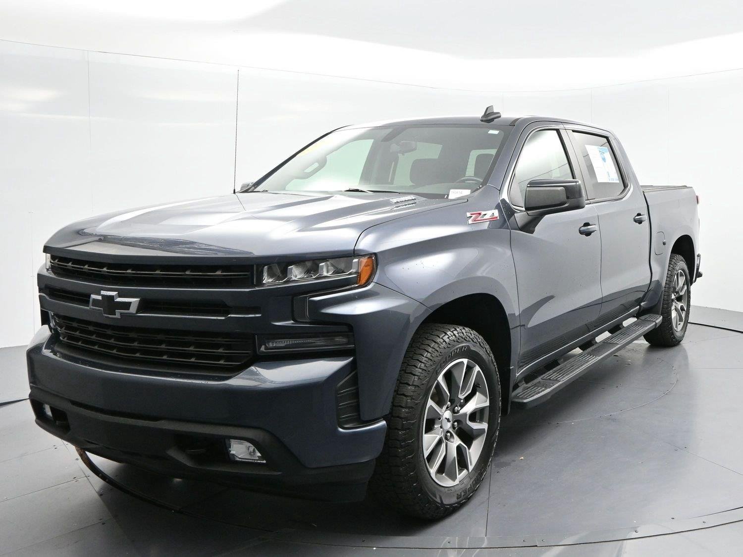 Used 2021 Chevrolet Silverado 1500 RST AWD/4WD image 3