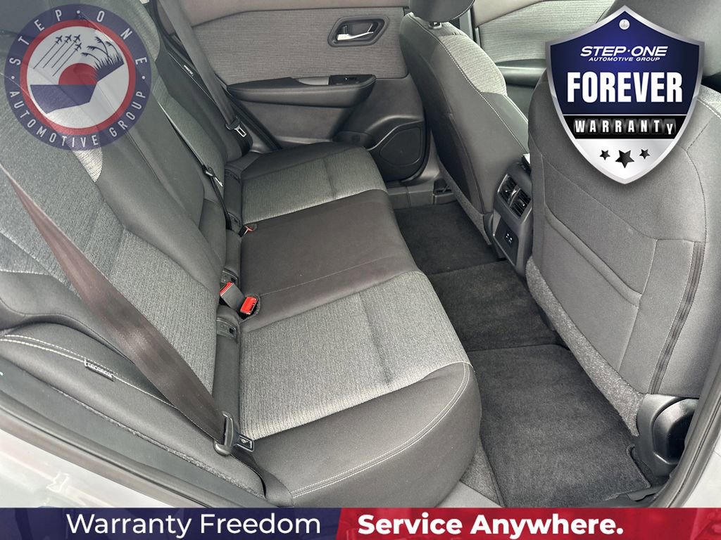 Used 2023 Nissan Rogue SV FWD image 34