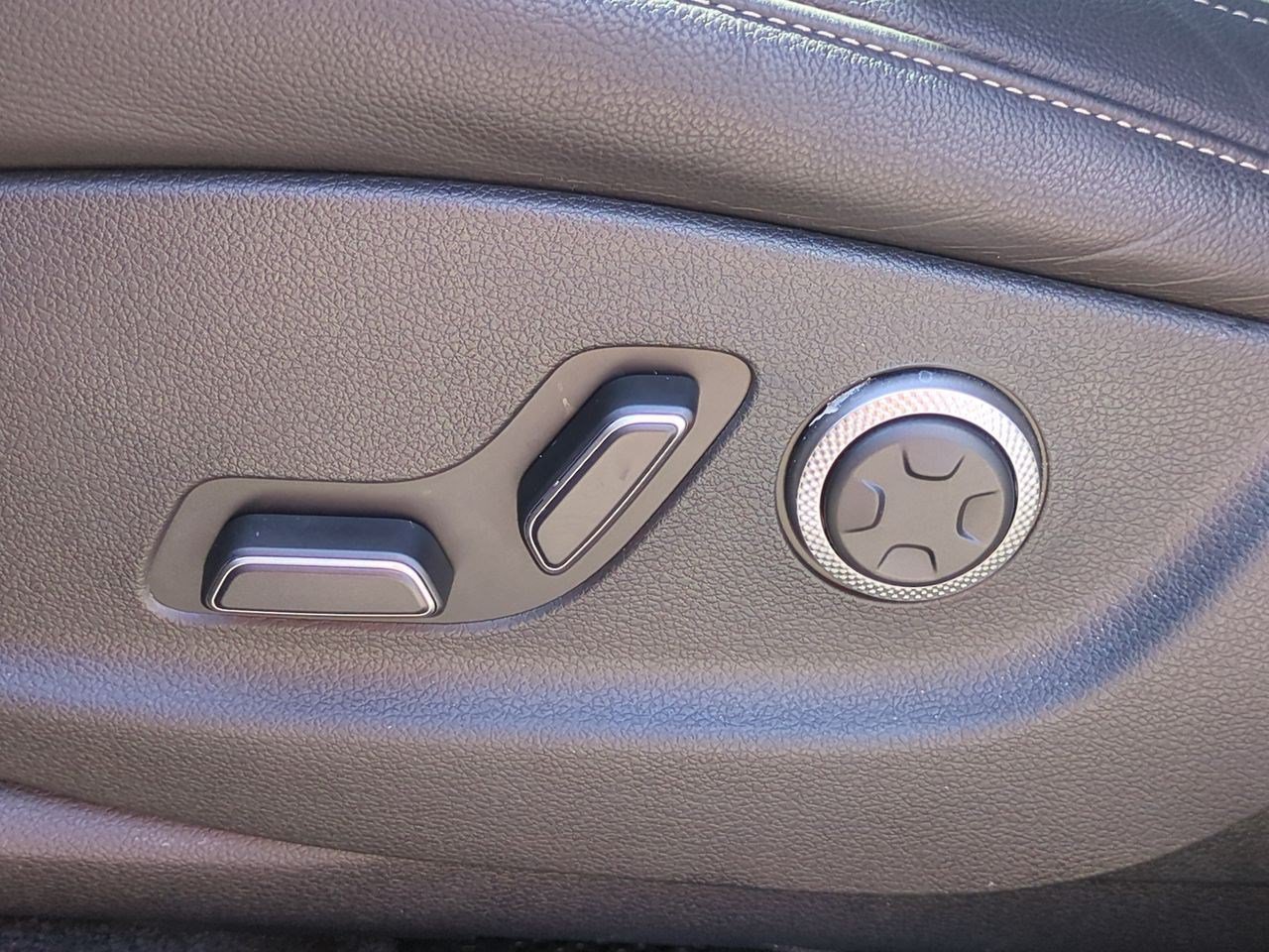 Used 2026 Genesis GV80 2.5T AWD/4WD image 17