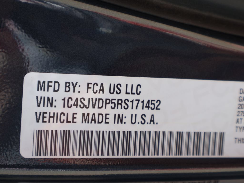Used 2024 Jeep Wagoneer Series III AWD/4WD image 42