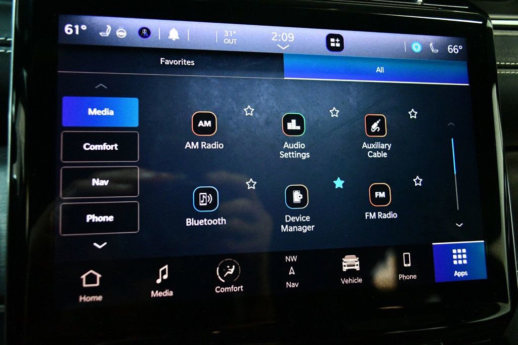 Used 2021 Jeep Grand Cherokee L Overland w/ Luxury Tech Group IV image 59