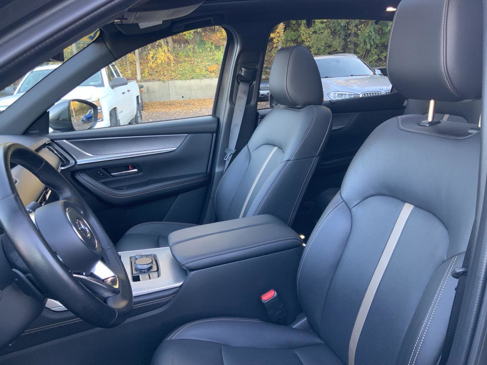 Used 2024 MAZDA CX-90 3.3 Turbo w/ Premium Plus Pkg image 11