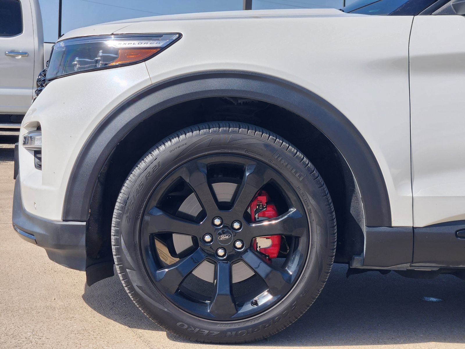 Used 2023 Ford Explorer ST w/ Equipment Group 401A AWD/4WD image 9