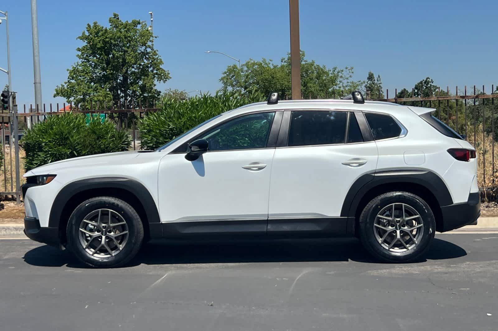 Used 2023 MAZDA CX-50 2.5 S w/ Weather Package AWD/4WD image 6