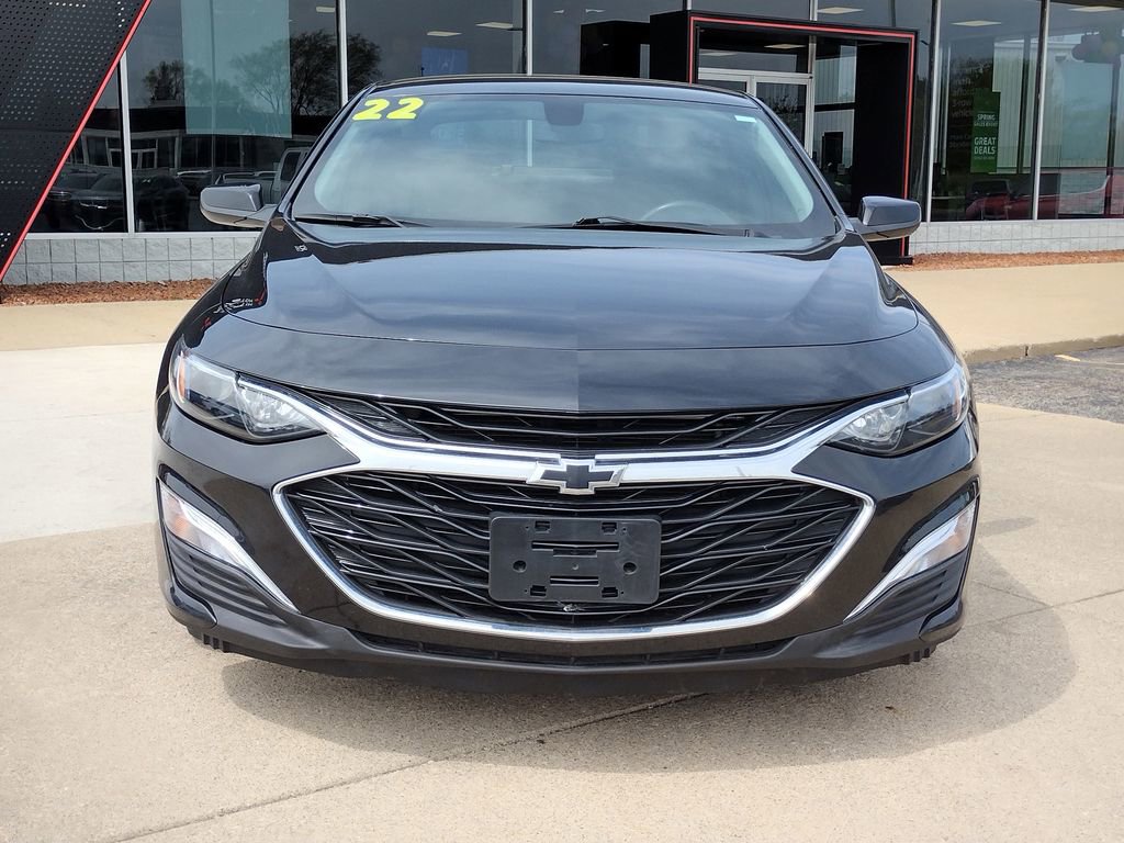 Used 2022 Chevrolet Malibu RS w/ LPO, Floor Liner Package FWD image 2
