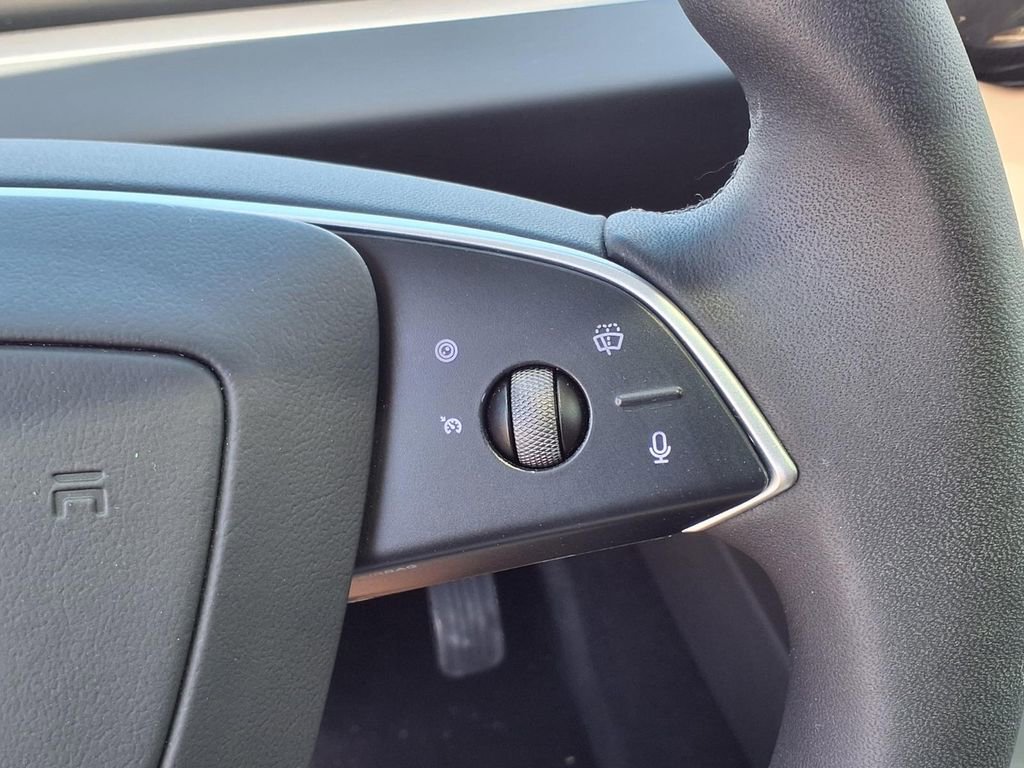 Used 2024 Tesla Model 3 Standard Range image 37