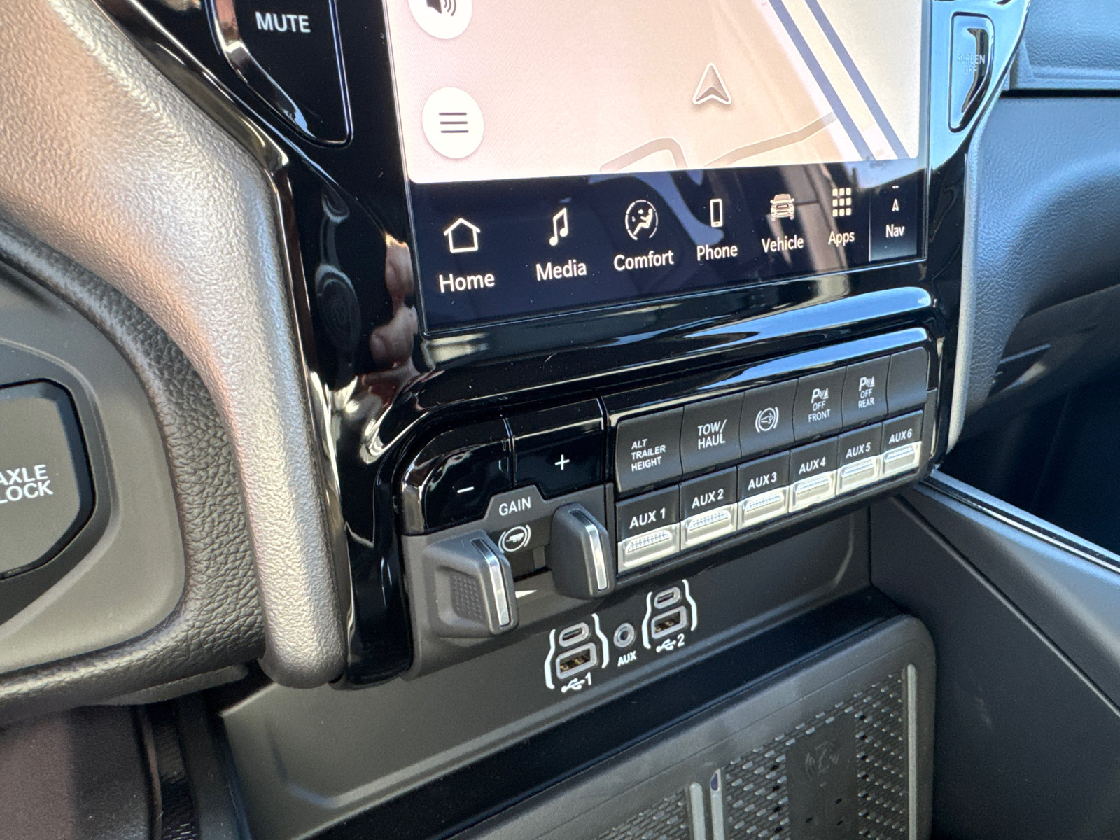New 2026 RAM 2500 Rebel w/ Rebel Level 1 Equipment Group AWD/4WD image 21