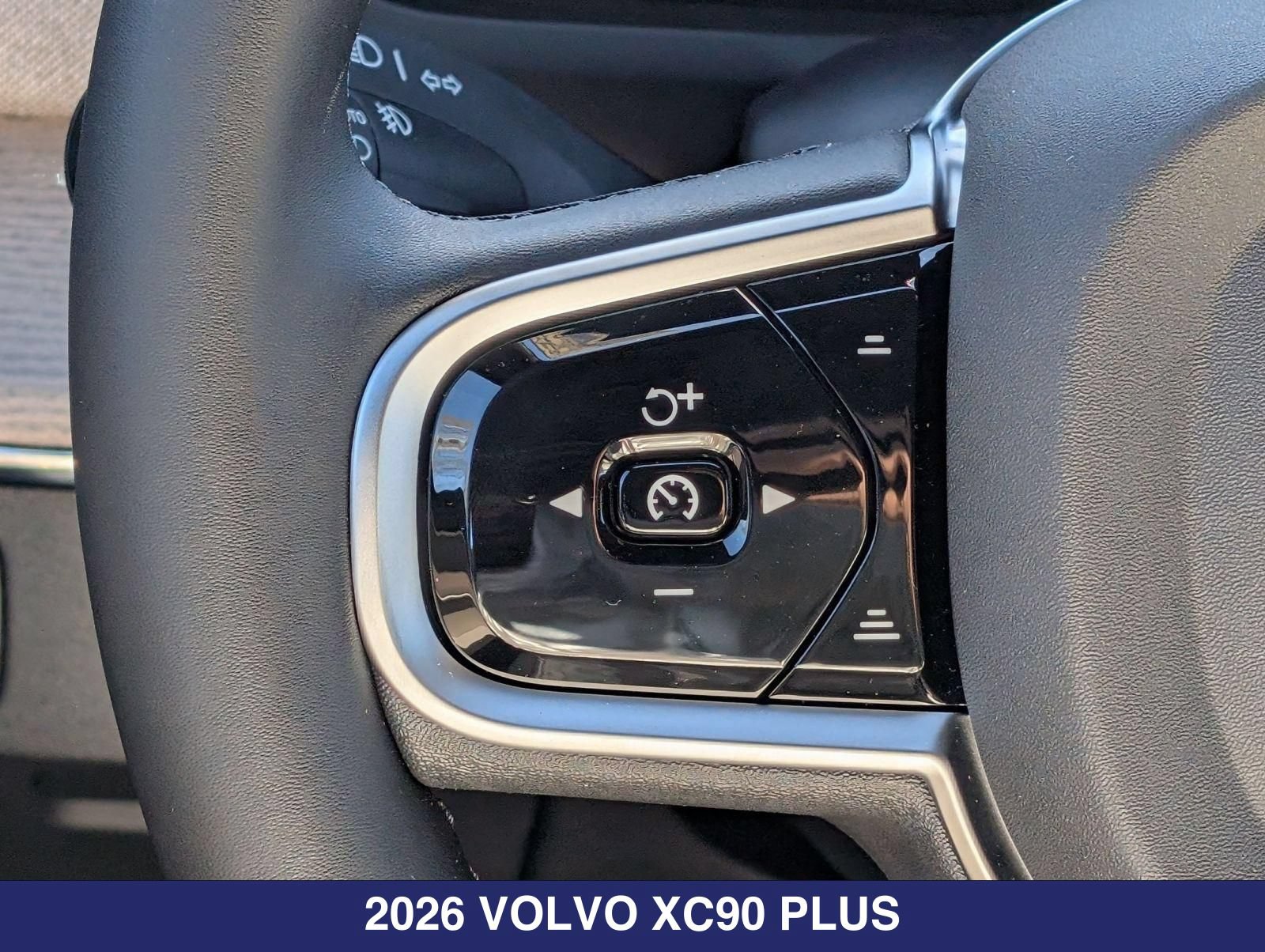 New 2026 Volvo XC90 B6 Plus w/ Protection Package Premier AWD/4WD image 17