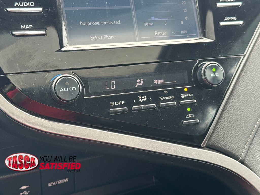 Used 2019 Toyota Camry SE FWD image 24