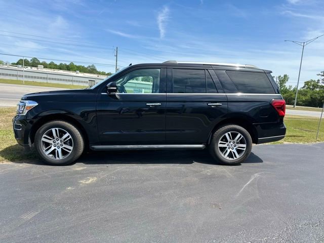 Used 2024 Ford Expedition Limited image 8